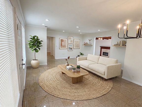 4th image of 6836 Lindley Ave