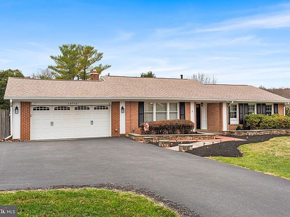 2nd image of 14716 Bauer Dr