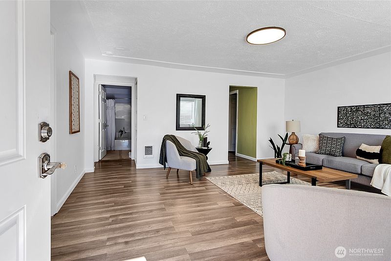 3rd image of 3511 S Wilkeson Street