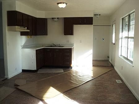 3rd image of 253 Mark Ct