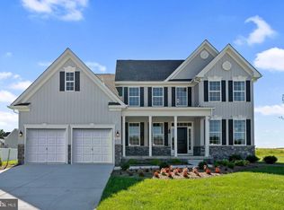 827 Kim Dr, Cambridge, MD 21613