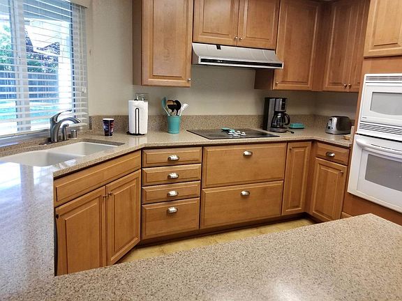 2nd image of 202 Bittercreek Dr