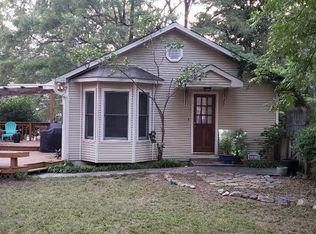 353 S Walker St, Cary, NC 27511