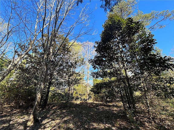 4th image of 495 Lee Road 65