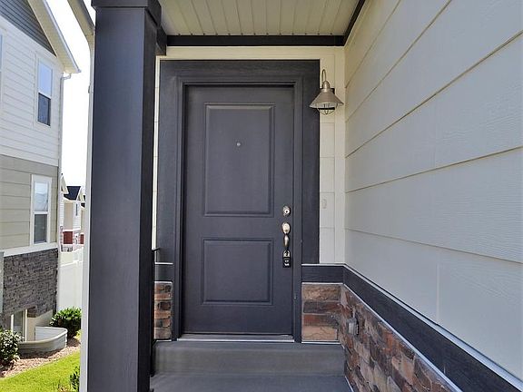 3rd image of 15032 S Gallant Dr