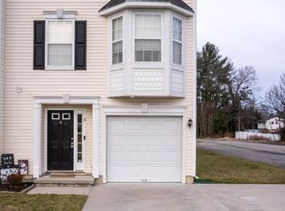 8 Victorian Way, Woodbury, NJ 08096