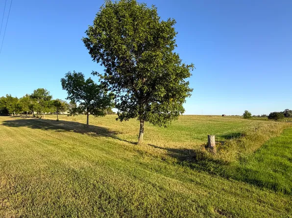 2911 24th Ave NW, Aberdeen, SD 57401