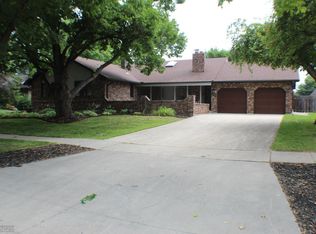 1413 4th St N, Fargo, ND 58102