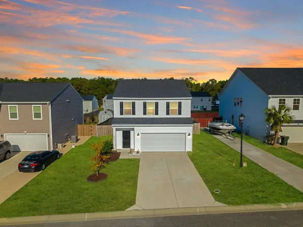 609 Buckspond Rd, Moncks Corner, SC 29461