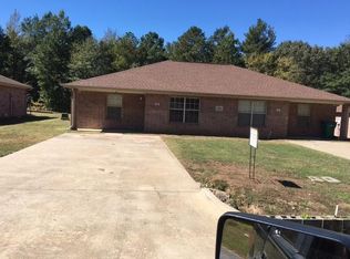 3608 Bay St APT B, Pine Bluff, AR 71603