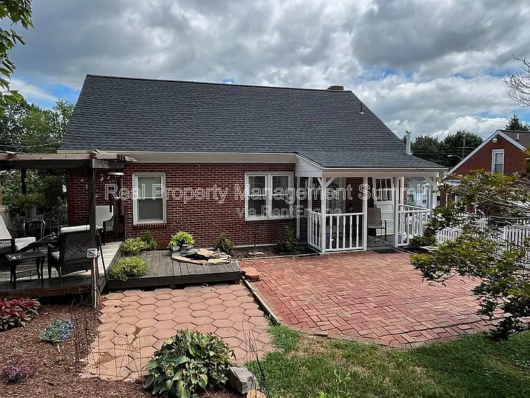 1602 Terrace St — Photo 22