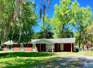 284 Clubhouse Dr, Midway, GA 31320