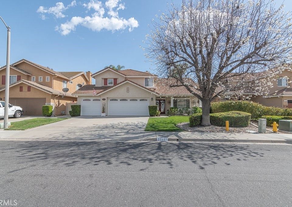 1st image of 32153 Camino Nunez