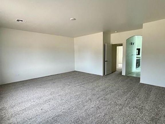 5th image of 7548 E 43rd Ln