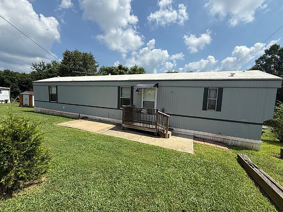 2nd image of 101 Vicki Dr