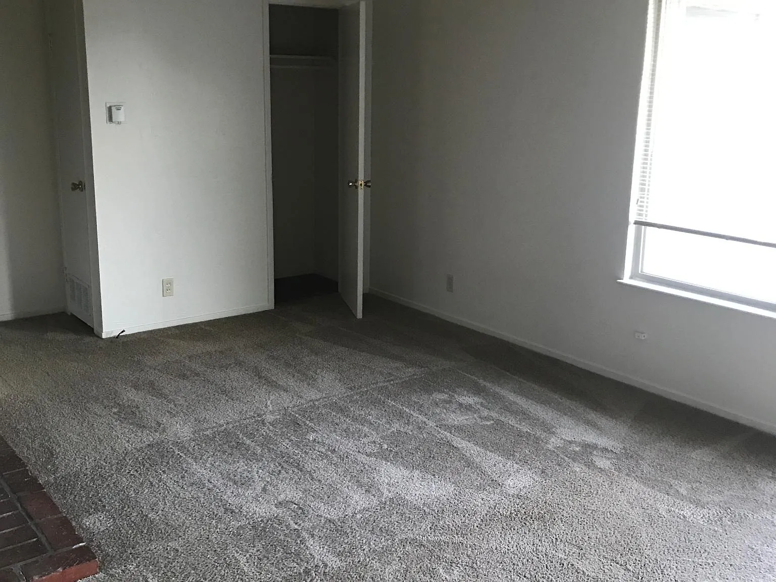 2 bed, 680 sqft, $3,295 — Photo 3