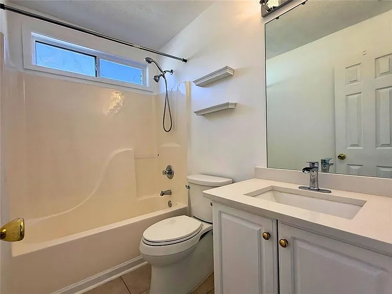 2029 Manor Oak Ln — Photo 19