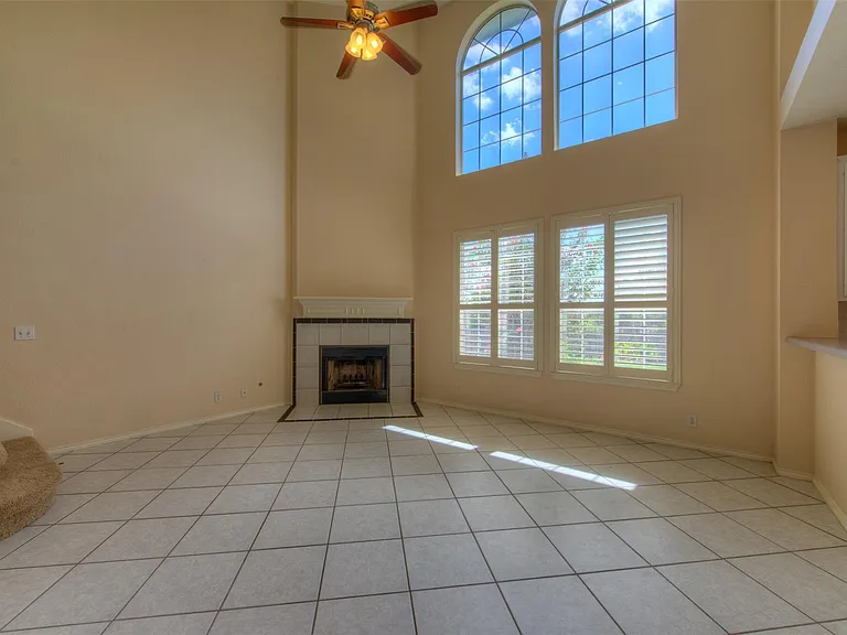 16813 Luckenwald Dr — Photo 11