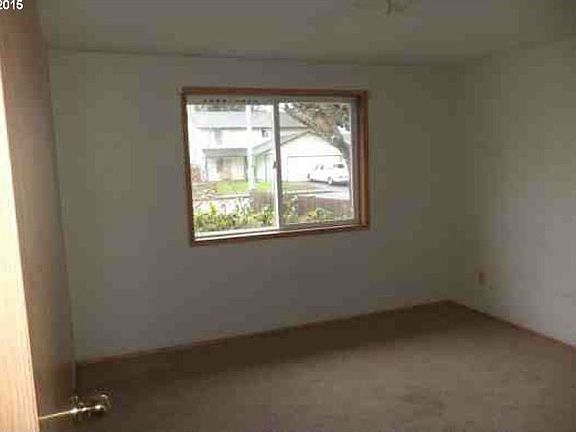 5th image of 15916 NE 1st Cir