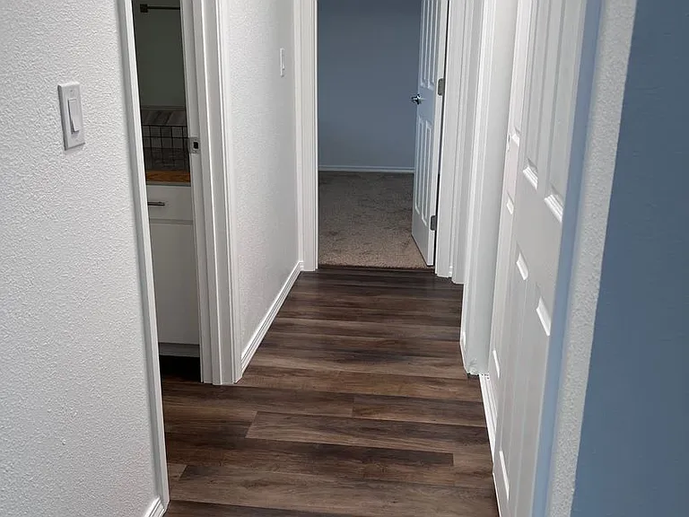 3459 Hawthorne Ave NE — Photo 12