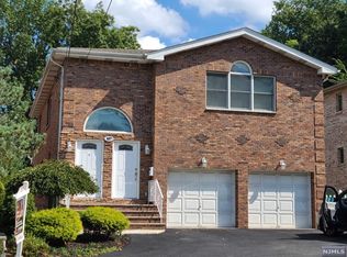 687 Edgewater Ave #2, Ridgefield, NJ 07657