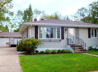 415 22nd Ave S, Grand Forks, ND 58201