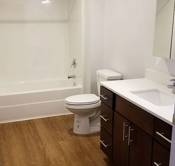 Fairfax Lofts — Photo 14