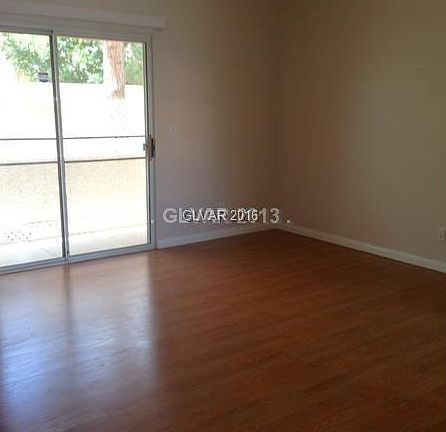 4th image of 1900 N Torrey Pines Dr Unit 130