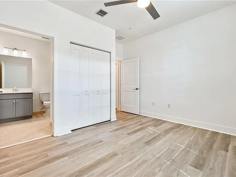 2nd ensuite bedroom with bathroom