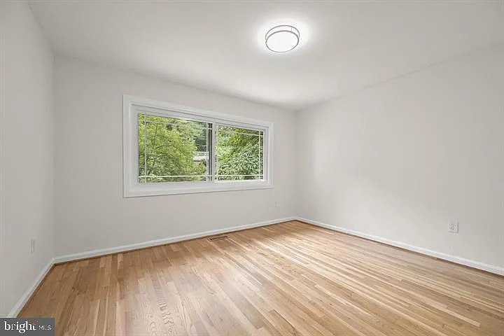 Vantage Ct, Potomac — Photo 1