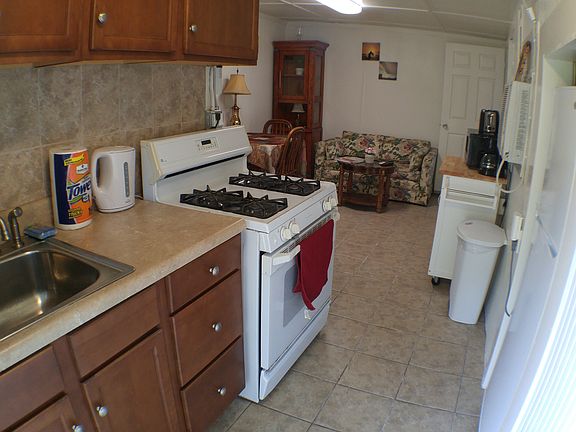 4th image of 1239 18th St #D