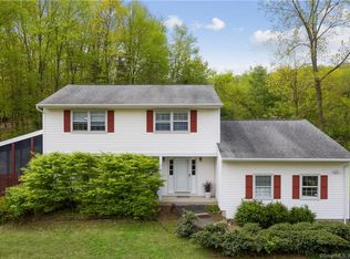 11 Musket Ridge Rd, New Fairfield, CT 06812