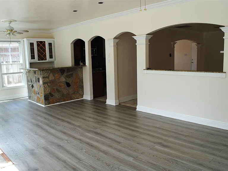 3910 Starbridge Pointe Ln — Photo 16