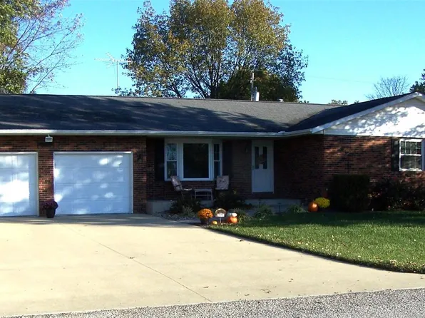 399 W Logan St, Aviston, IL 62216