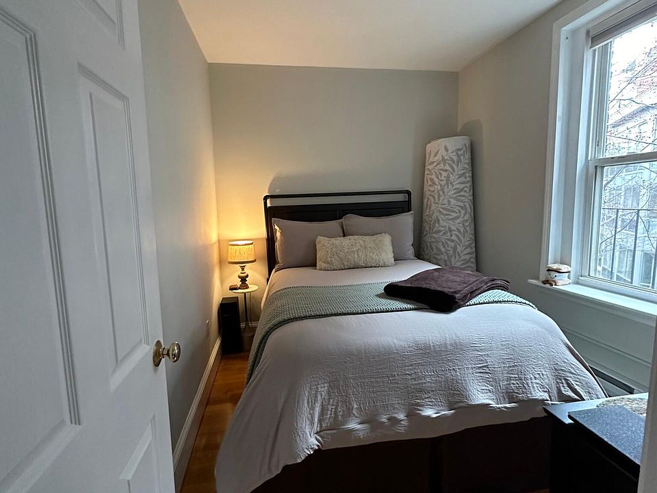 11516 Salem St Boston MA Zillow