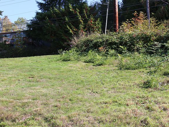 4th image of Xxxx Long Lake Road Se
