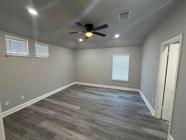 12230 Kleinmeadow Dr — Photo 33