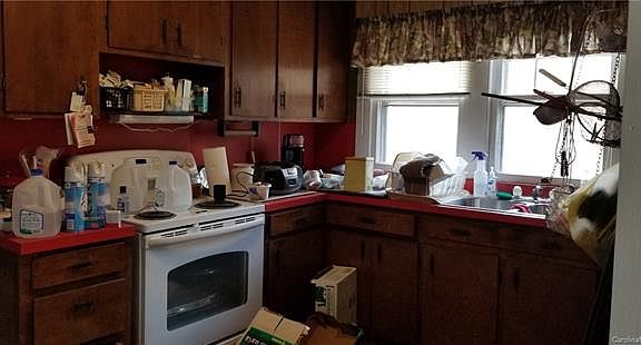 5th image of 1065 Arney Dr