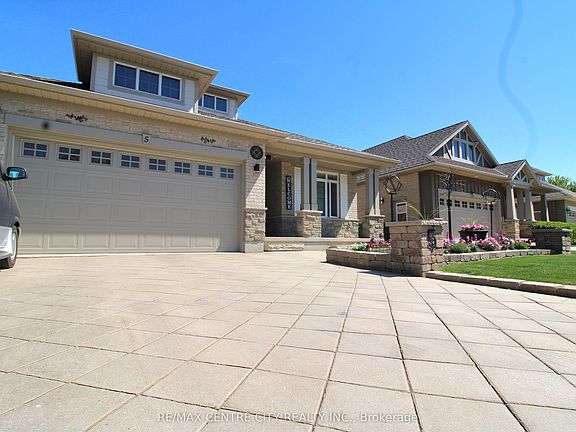 2nd image of 5 Cherry Blossom Ln