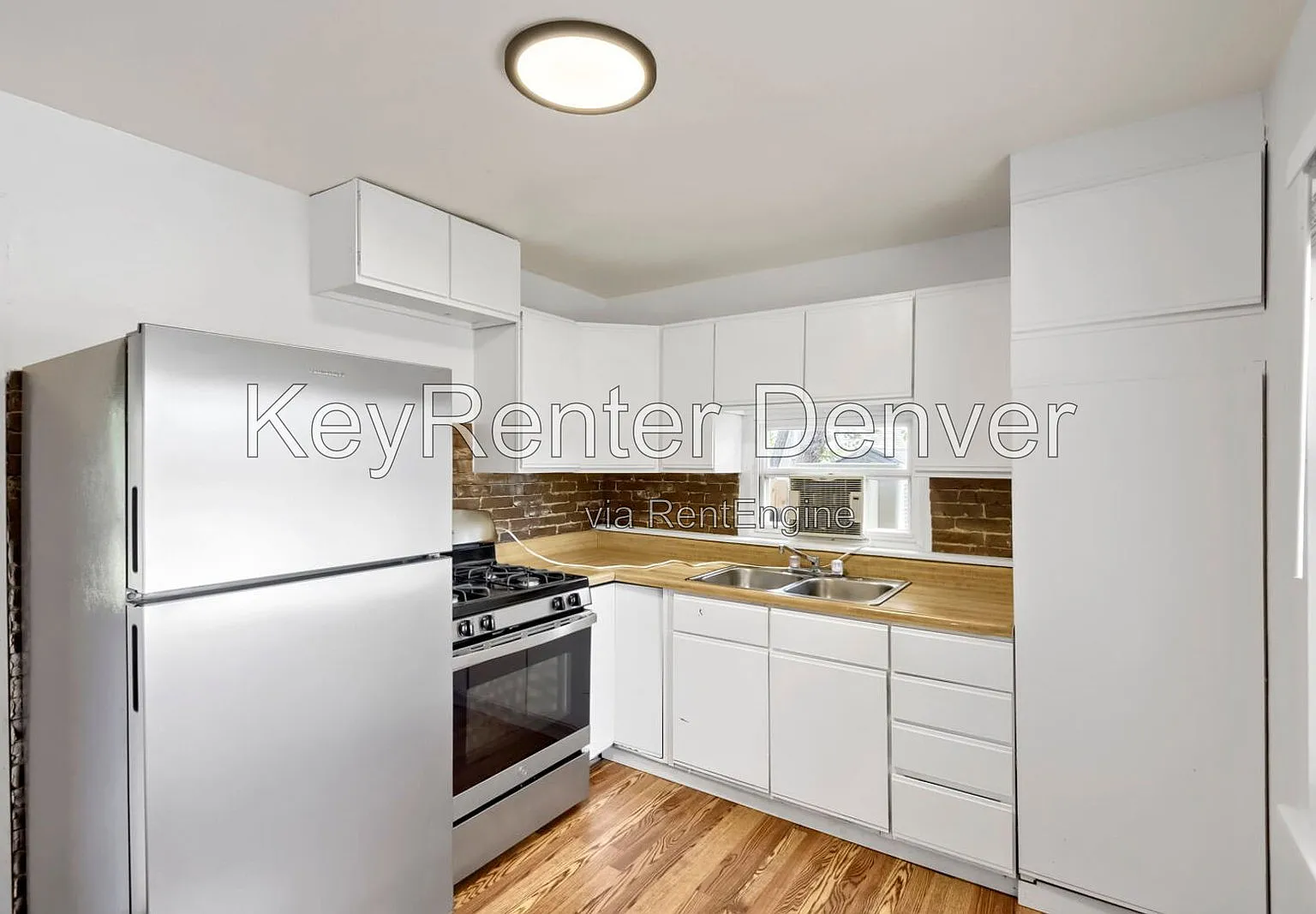 2 bed, 1.0 bath, 721 sqft, $1,875 — Photo 2