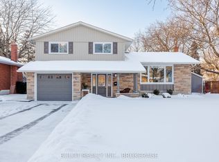 5 Upper Canada Dr, Saint Catharines, ON L2N3H3