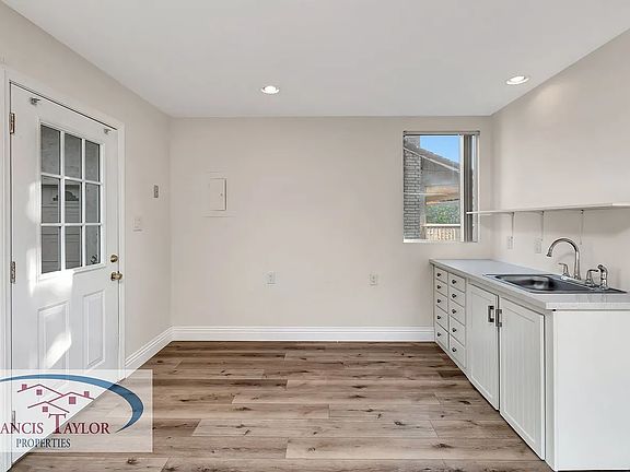 2nd image of 4435 Palomar Dr #1