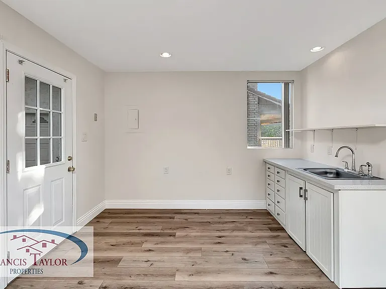 4435 Palomar Dr #1 — Photo 2