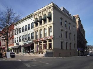 135 Main St #B, Northampton, MA 01060