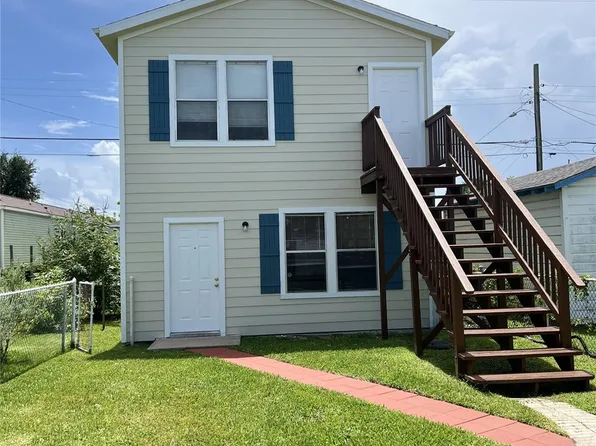 5109 Avenue L, Galveston, TX 77551