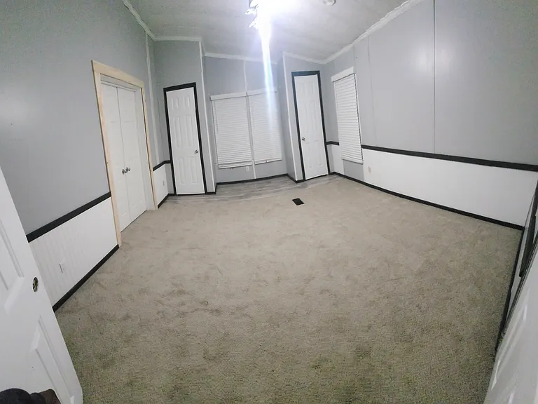 213 Witcher St — Photo 3
