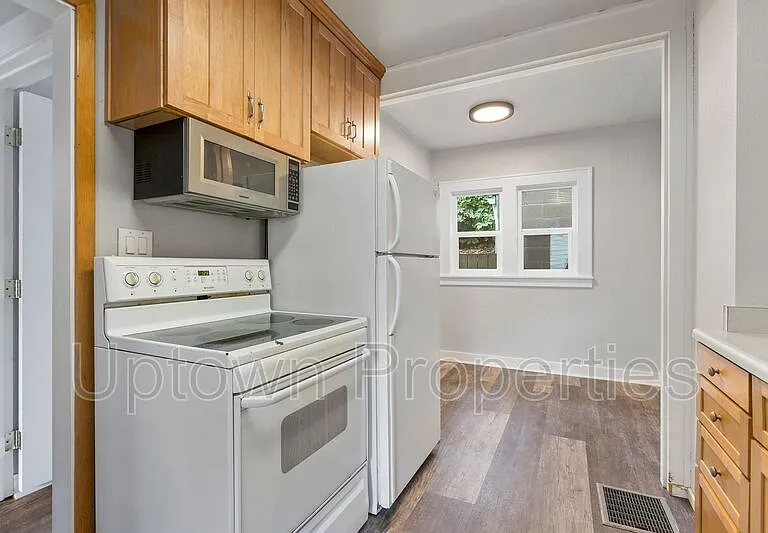 927 N Watts St #UNITA — Photo 12