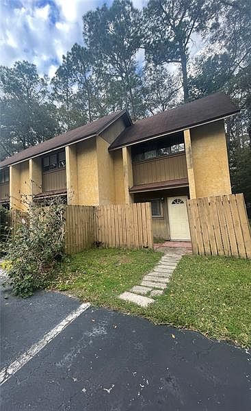 1st image of 4410 NW 41st Ln #83