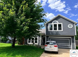 5313 NE Holiday Dr, Lees Summit, MO 64064