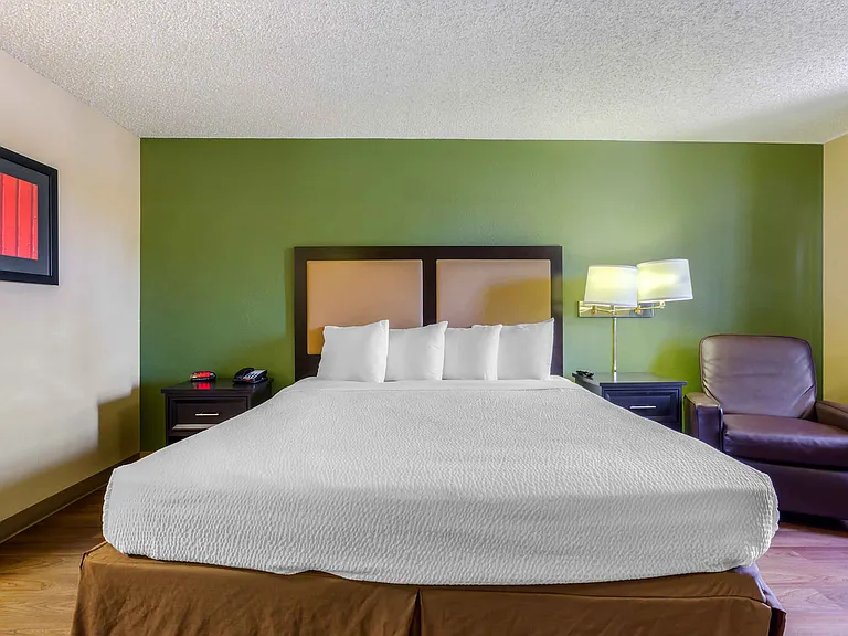 Studio Suite - 1 King Bed